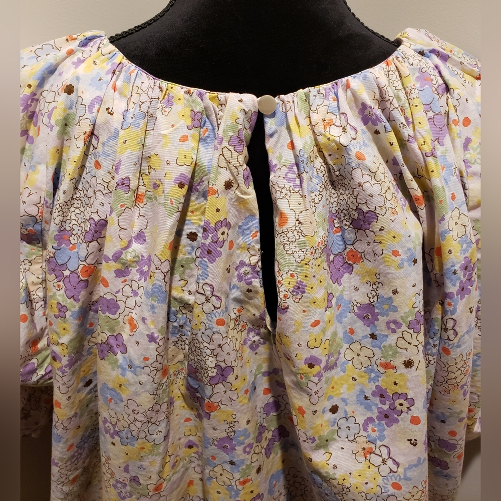 Levi's Women's Akiko Blouse - Picture 8 of 11